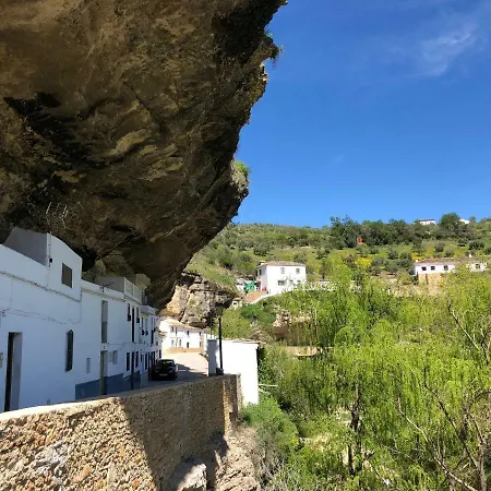 Casa Entre Rocas Setenil Casa vacanze *